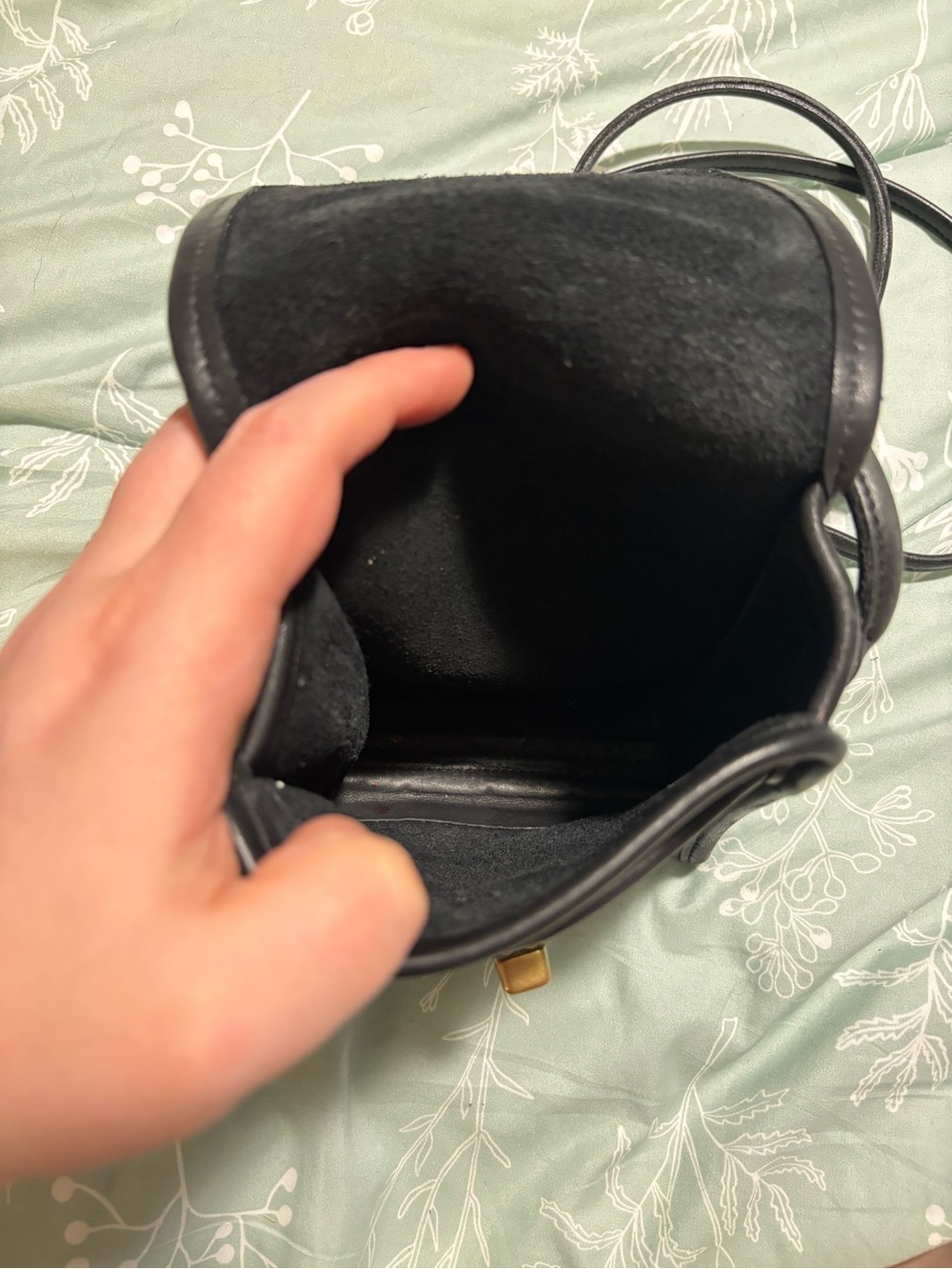 VINTAGE COACH Black Leather Scooter Crossbody Bag - Picture 7 of 9